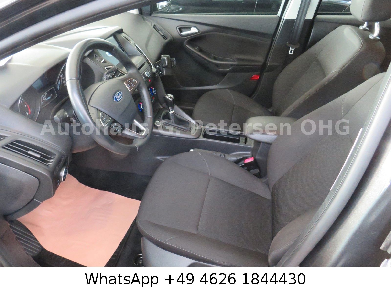 Fahrzeugabbildung Ford Focus Turnier Business*Klimaau*SHZ*Navi*APP