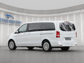 Mercedes V 220 - 6