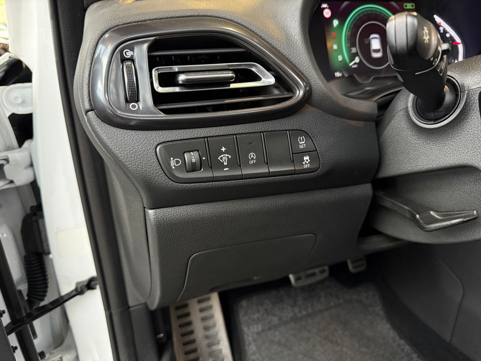Fahrzeugabbildung Hyundai i30 N Line Mild-Hybrid PANO LED NAVI