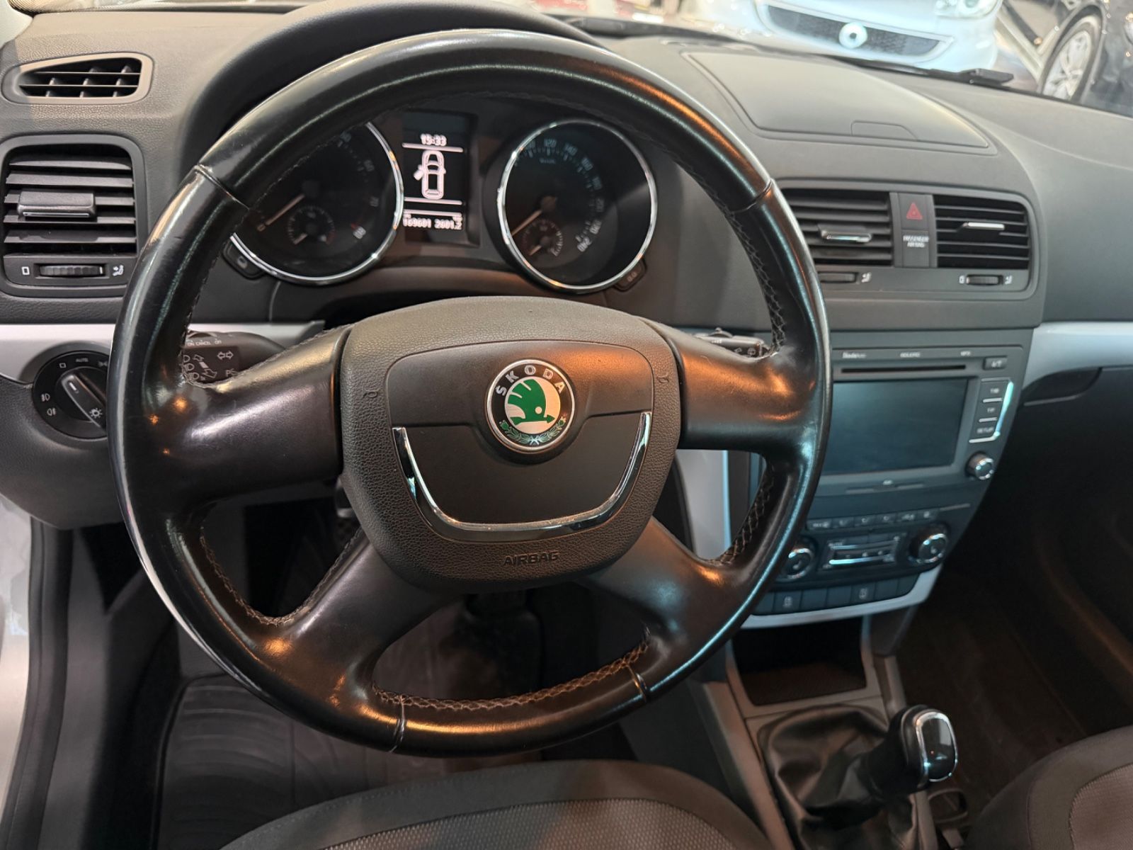 Fahrzeugabbildung SKODA Yeti Ambition Plus Edition