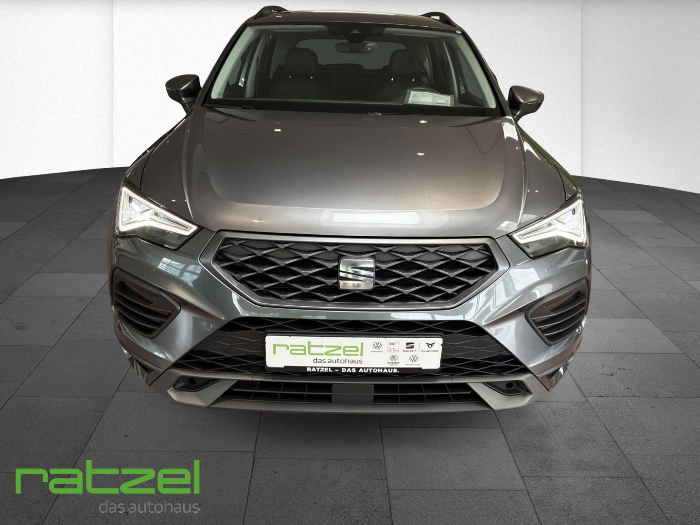 Fahrzeugabbildung SEAT Ateca FR 1.5 TSI 110kW Navi ACC LED Kamera