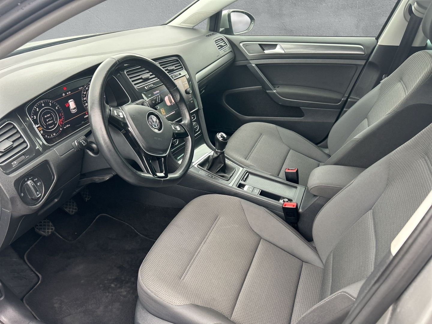Fahrzeugabbildung Volkswagen Golf VII Comfortline BMT Start-Stopp 1.0 TSI EU6
