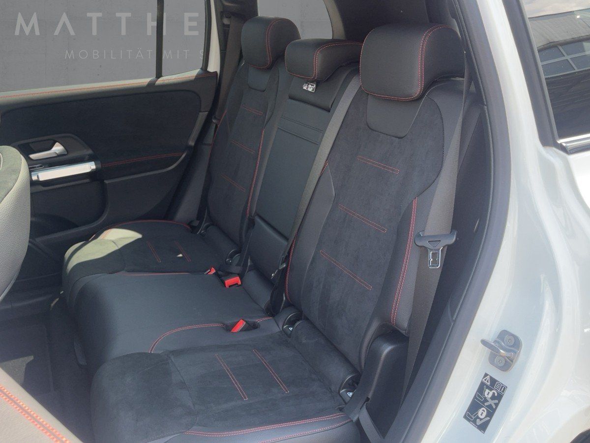 Fahrzeugabbildung Mercedes-Benz GLB 200 d AMG/Night/Pano/Kamera/AHK