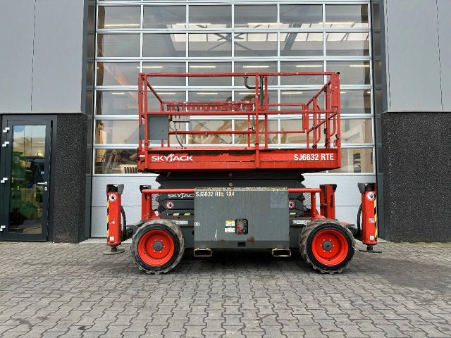 Altele Skyjack SJ6832 RTE