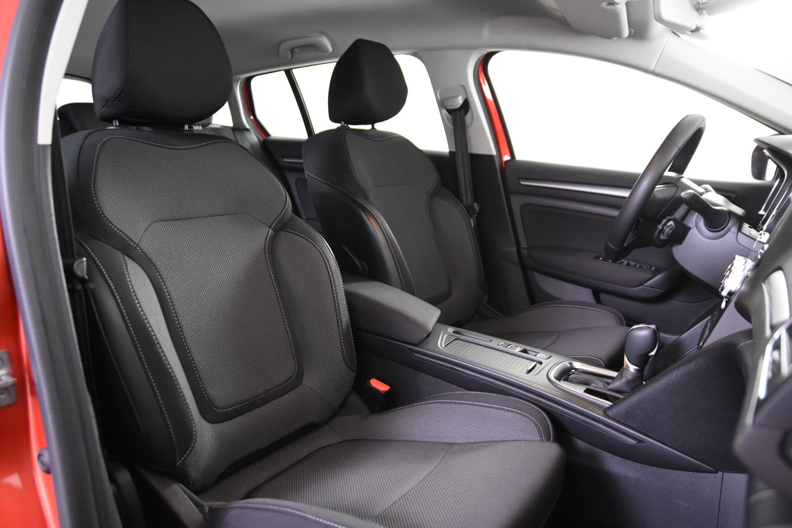 Renault Megane Grandtour E-TECH 160 *1.Hand*Navi* imagem 3