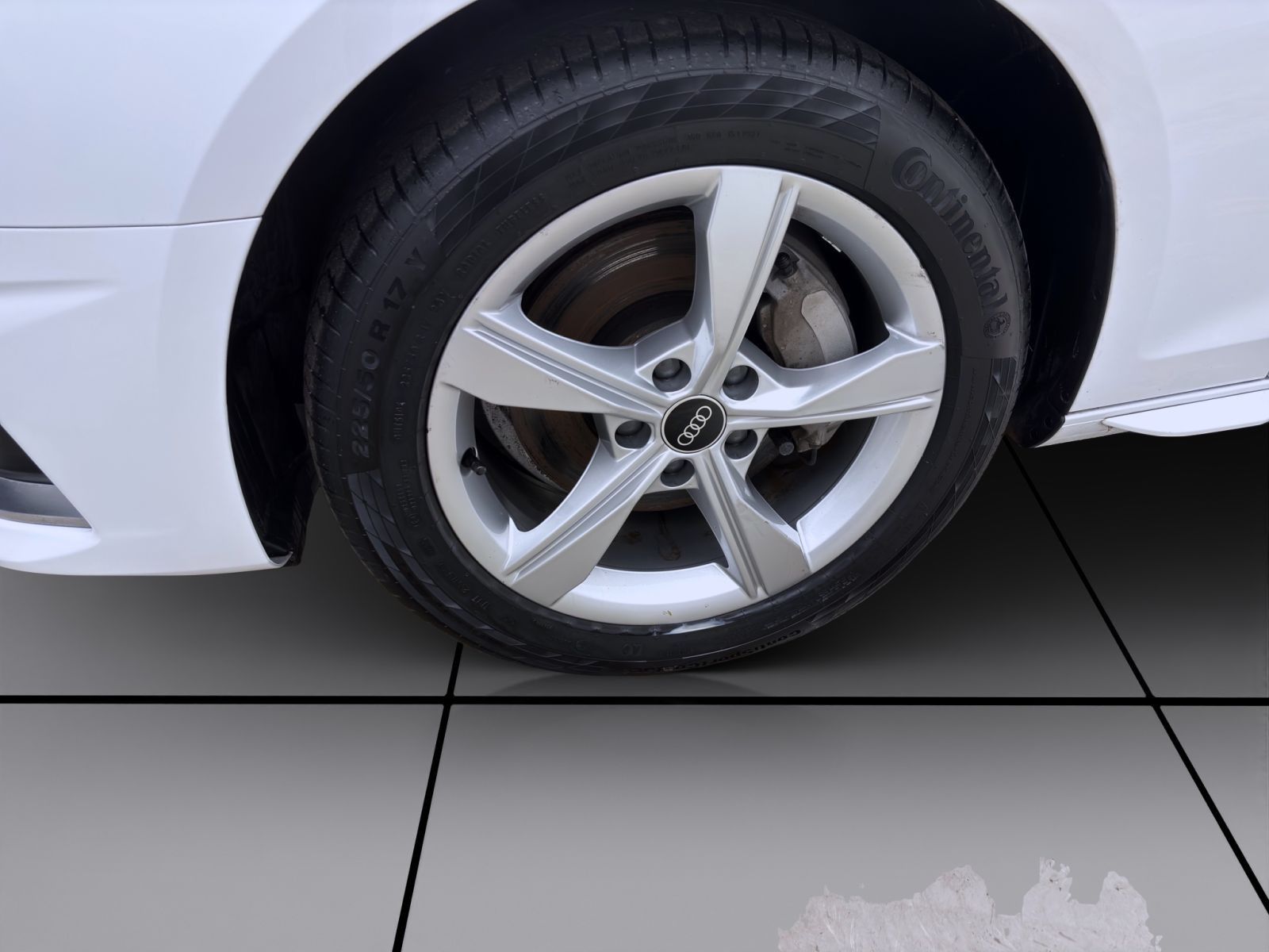 Audi A4 - Bild 9