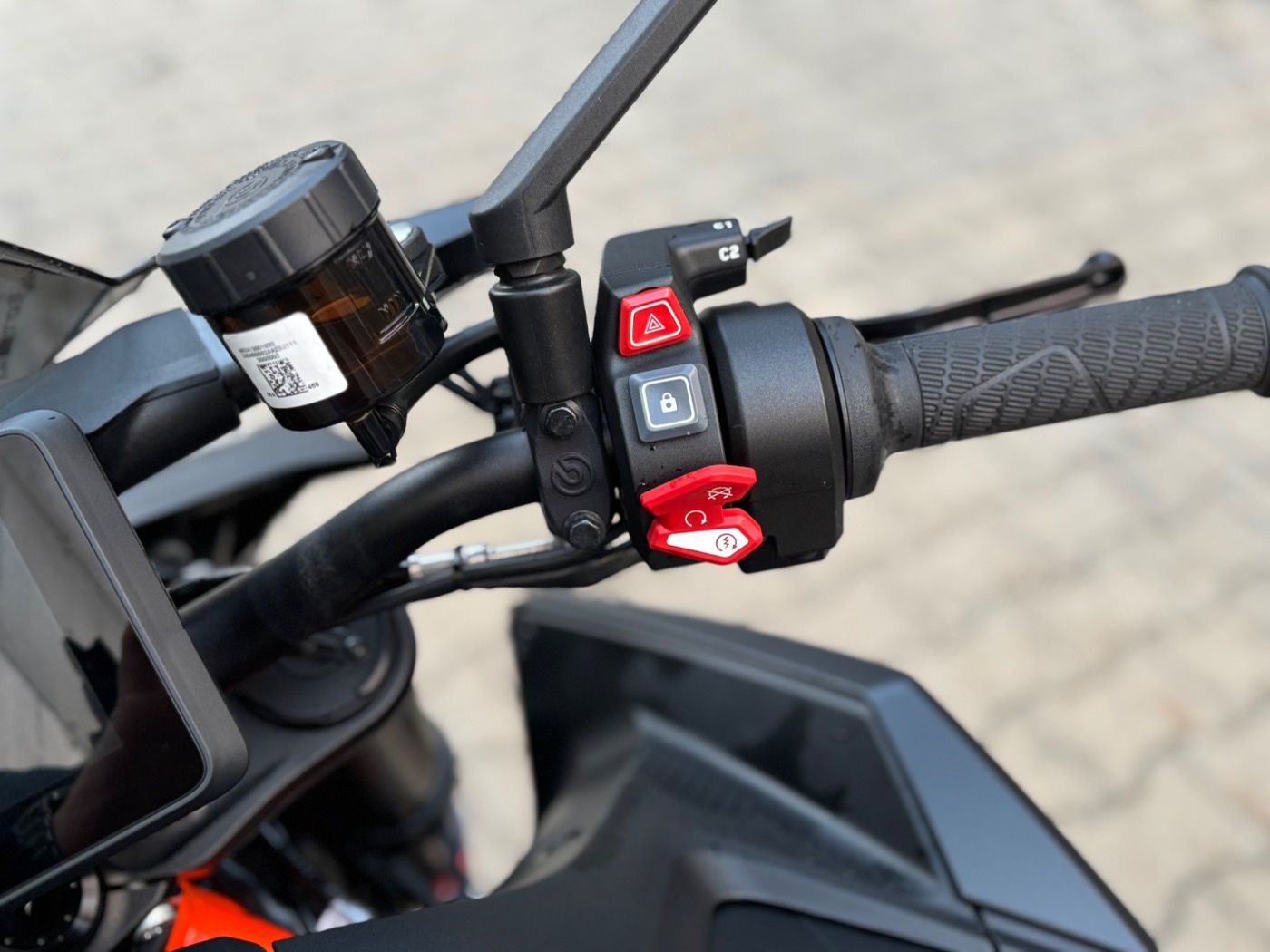 Fahrzeugabbildung KTM 1390 Super Duke R Evo 2024 Techpack, Remus