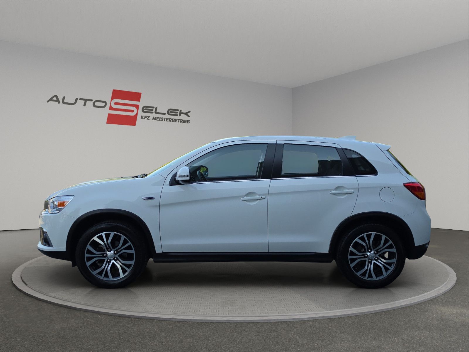 Fahrzeugabbildung Mitsubishi ASX Diamant Edition  2WD KAMERA SHZ SERVICE NEU