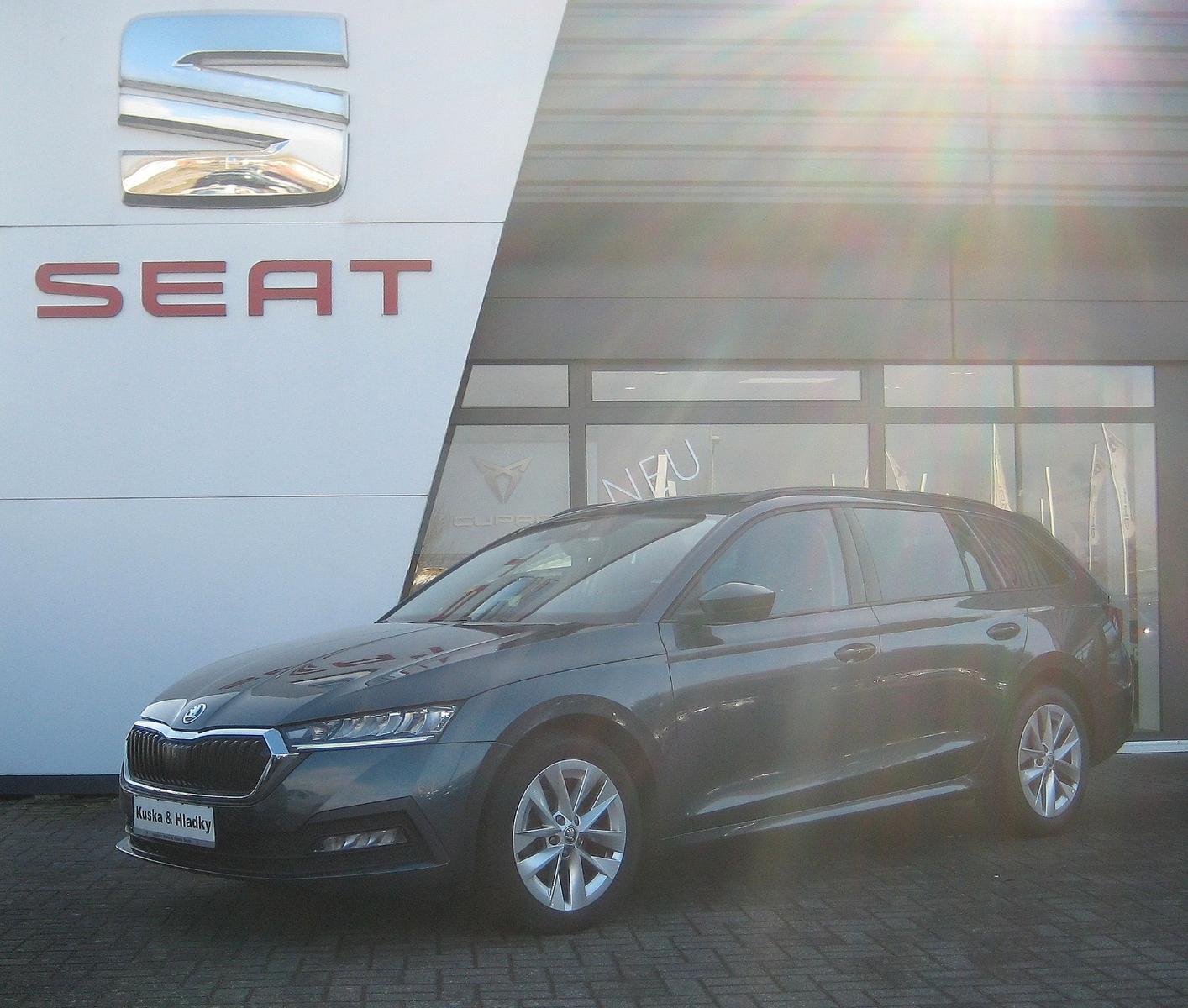 Skoda Octavia Combi Ambition /LED/NAVI/SHZ/PDC/RFK/ACC