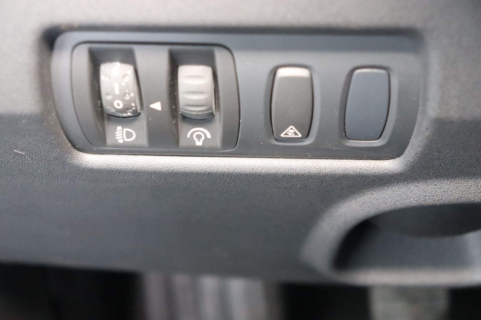 Fahrzeugabbildung Renault Megane 1.6 16V Dynamique HU/AU 09.27