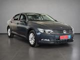 Volkswagen Passat Lim. //ACC//Kamera// - gebrauchte VW Passat aus dem Jahr 2019