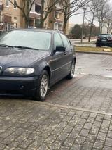 BMW 318d  2004 - BMW 318 aus 2004: 318d