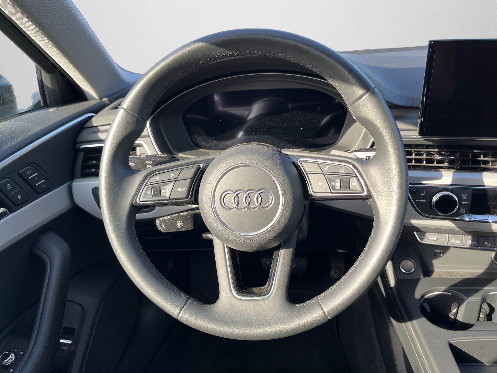 Audi A4 - Bild 10