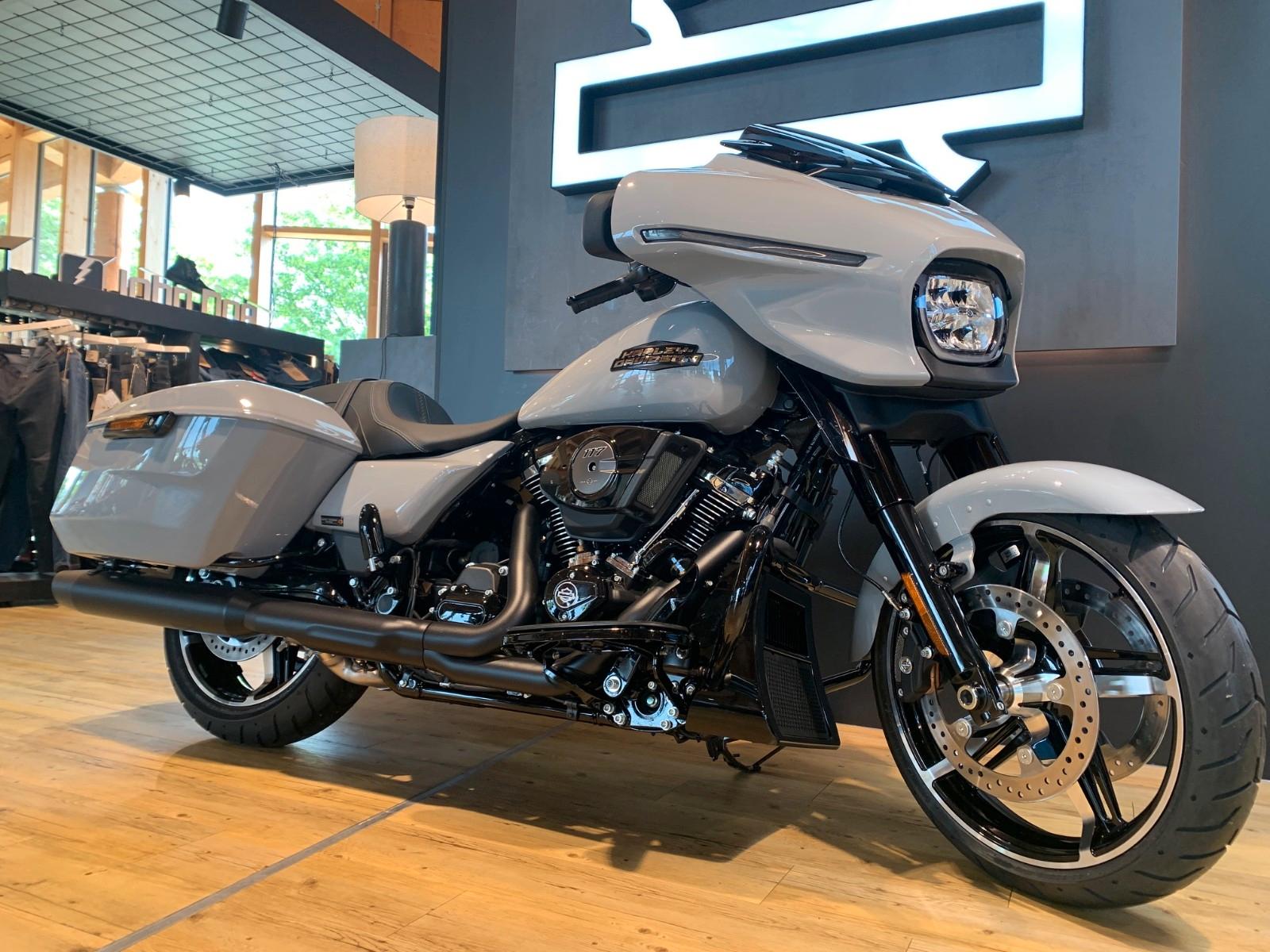 Harley-Davidson Street Glide 117