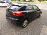 Kia Rio Edition 7 - gebrauchte Kia Rio aus dem Jahr 2015