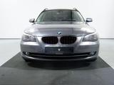 BMW 530d Touring AUT PANO+LEDER+NAV+HEAD+PDC+LUFTF - BMW 530: Grün