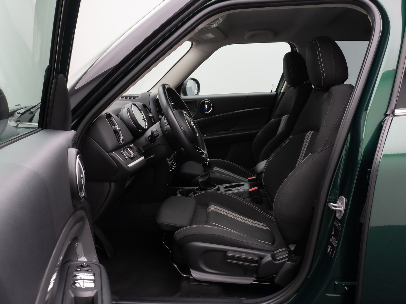 Fahrzeugabbildung MINI Countryman S (Cooper) Parkassist KomfortSport