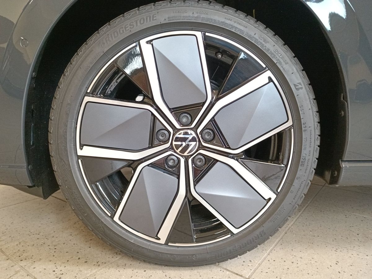 Volkswagen Golf - Bild 7