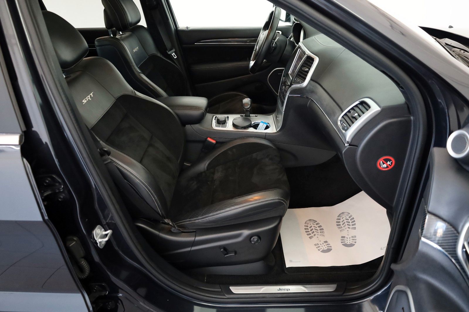 Fahrzeugabbildung Jeep Grand Cherokee 6.4 V8 HEMI SRT Leder,Navi,ACC,SH