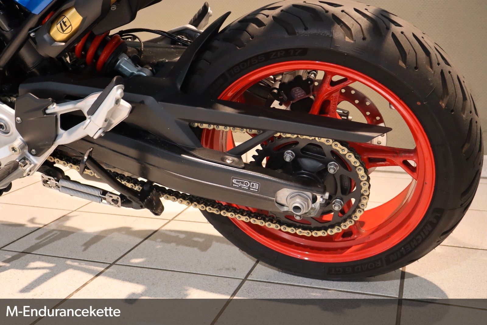 Fahrzeugabbildung BMW F 900 XR