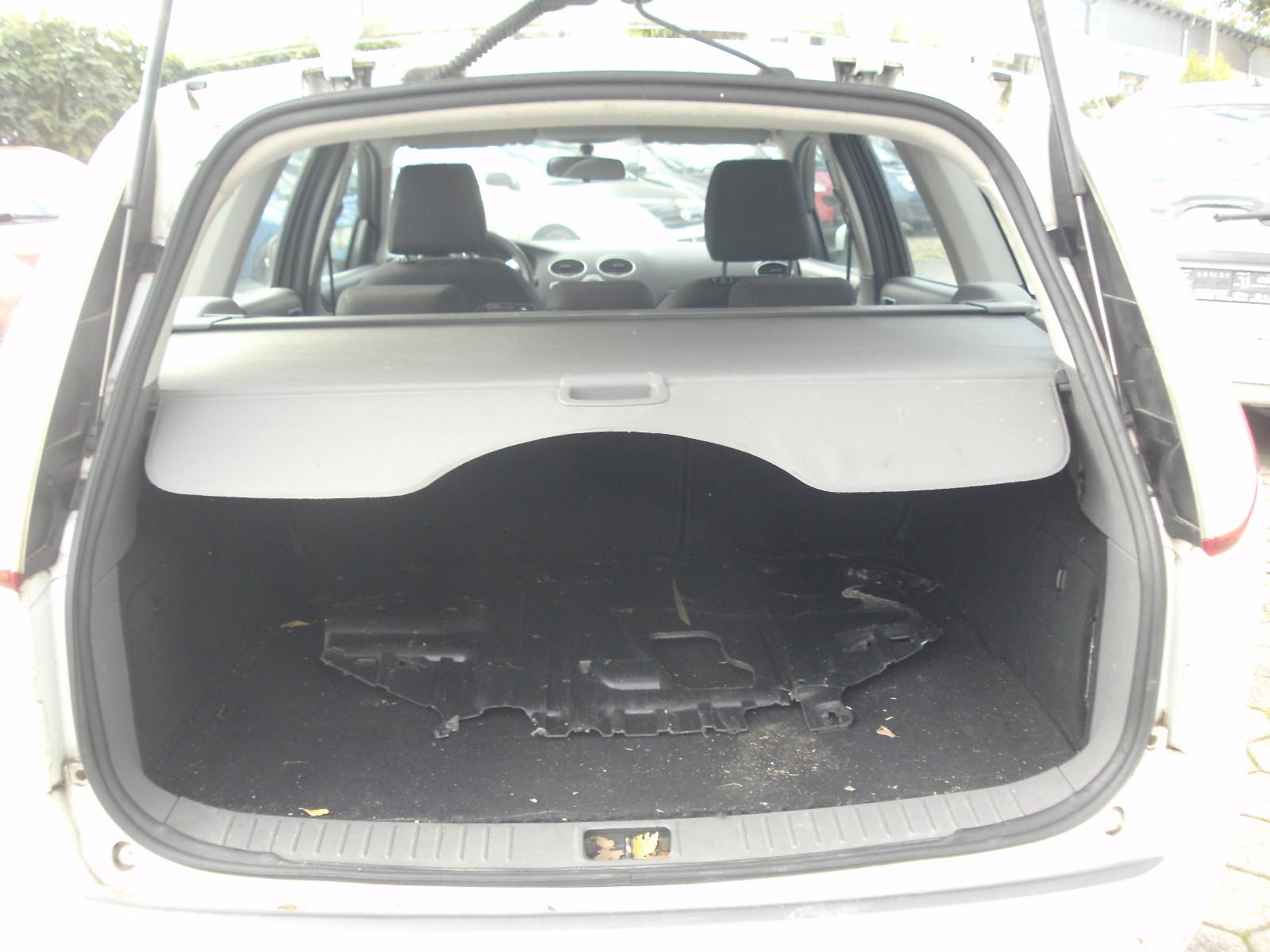 Ford Focus 2009 — photo 7