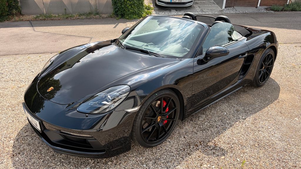 Image of Porsche Boxster