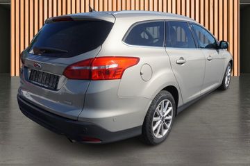 Ford Focus - 10