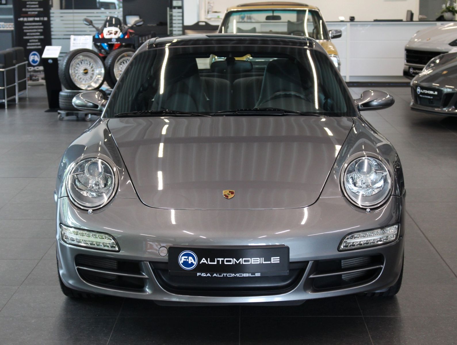 Fahrzeugabbildung Porsche 997 Carrera Targa 4*Bi-Xenon*Navi*Schalter.