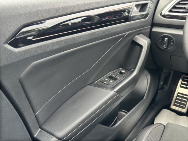 T-Roc 1.5 TSI DSG 110kW R-Line LED AHZV Rückfahr