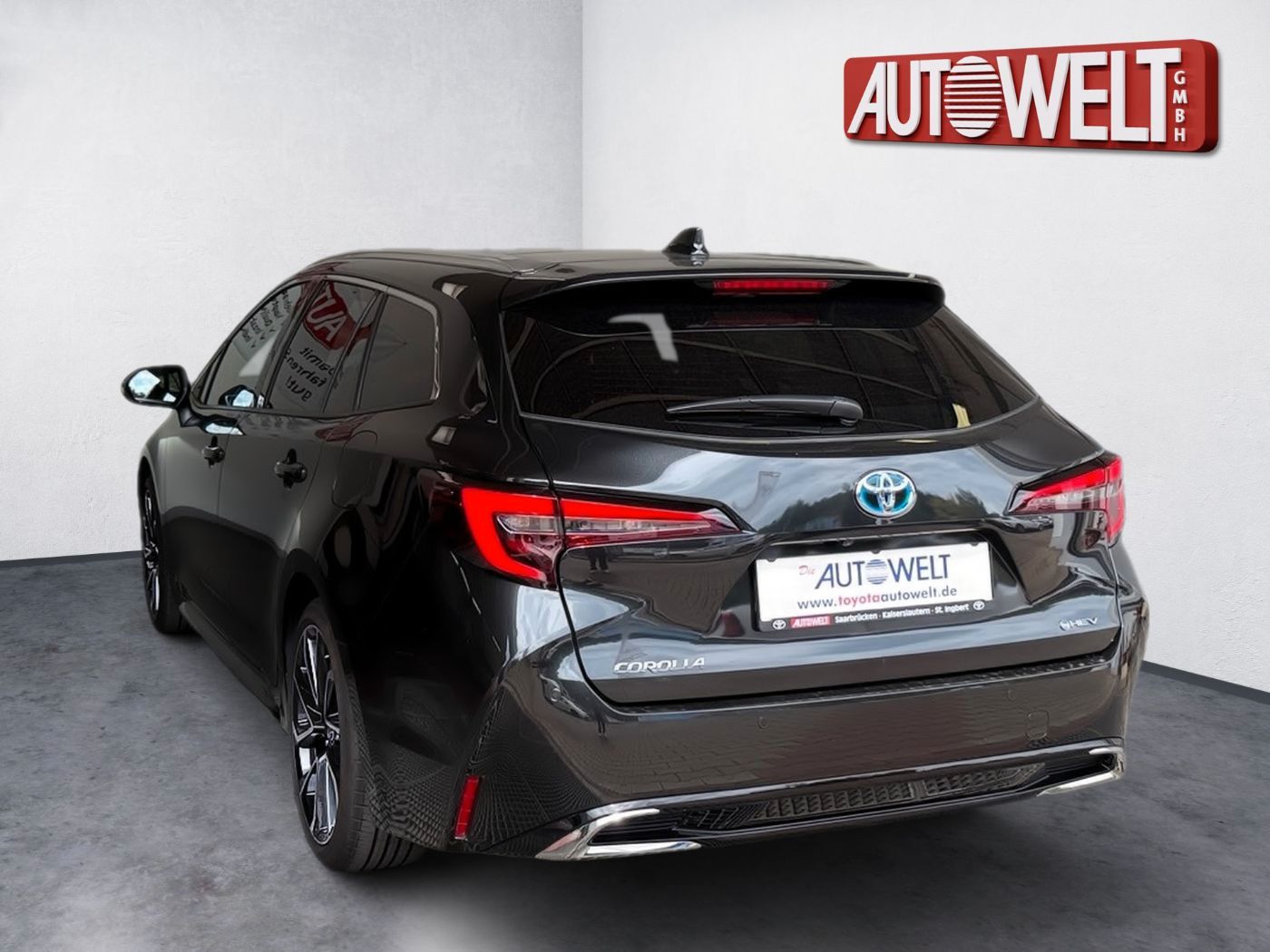 Fahrzeugabbildung Toyota Corolla Touring Sports 2.0 Lounge PanoramaSD JBL