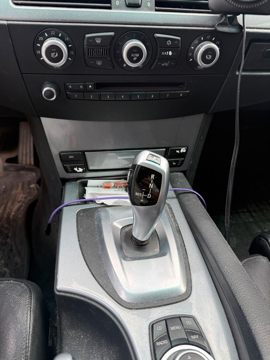 BMW 525 2009 — photo 7