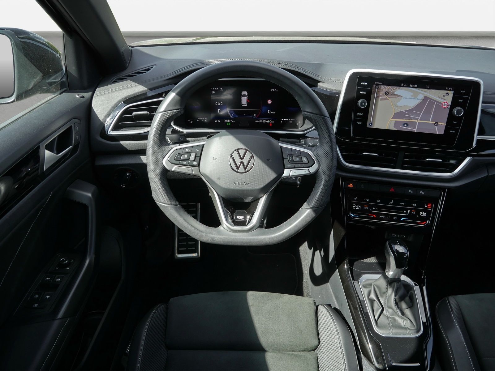 Volkswagen T-Roc - Bild 8