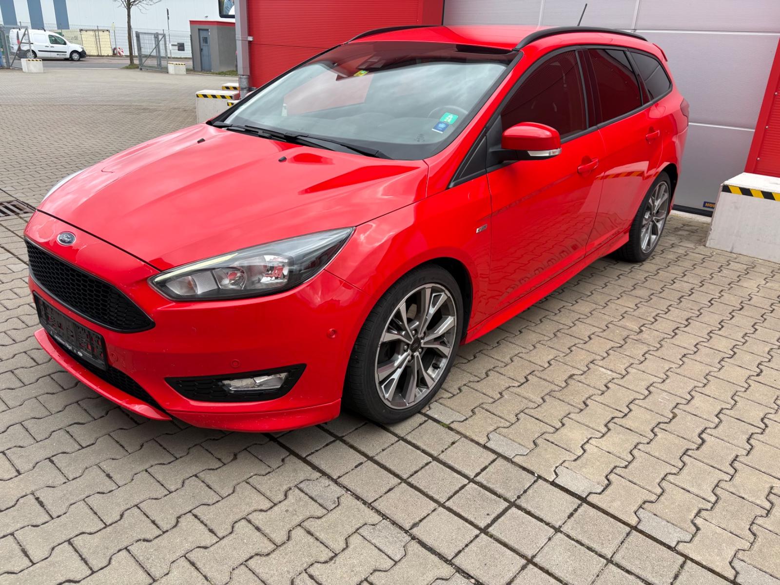 Ford Focus 2,0 TDCi 110kW ST-Line LED/NAVI/KAMERA/ALU