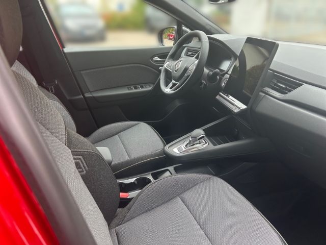 Fahrzeugabbildung Renault Captur Techno Mild Hybrid 160 EDC Winterpaket Di