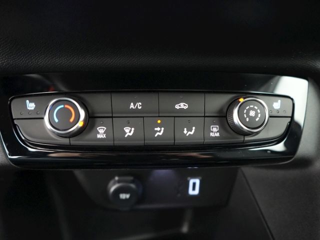 Corsa F FACELIFT+LED+RÜCKFAHRKAMERA+SITZHEIZUNG+