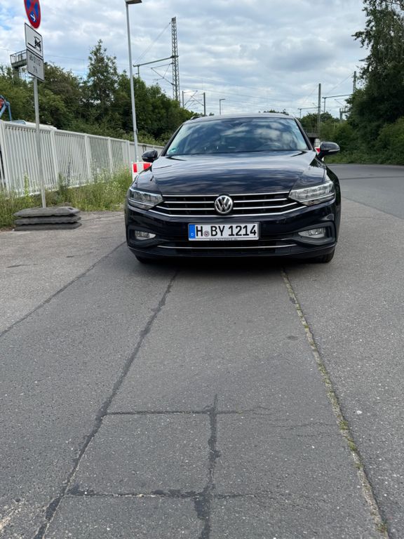 Image of Volkswagen Passat Variant
