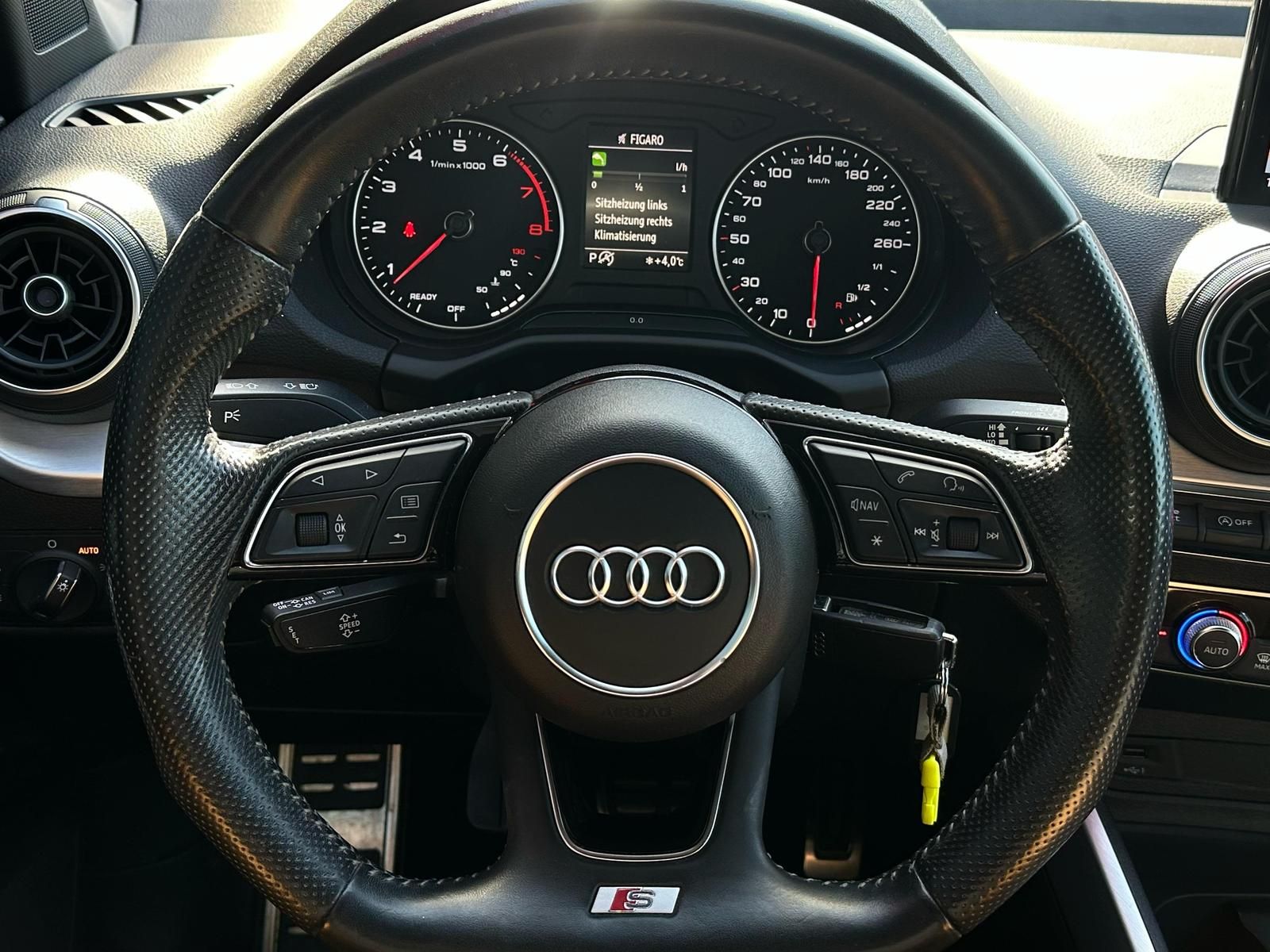 AUDI Q2 1.4TFSI S LINE PLUS DSG#LED#SHZ#CAM#TEMPO#NAV - Image 11