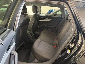 Audi A4 - 11