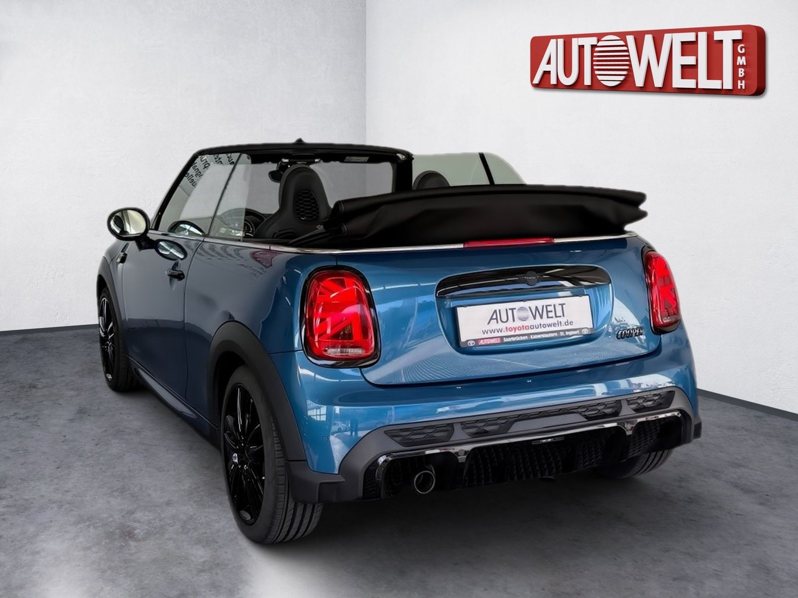 Fahrzeugabbildung MINI John Works Cooper Cabrio JCW Trim LED,PDC,WKR
