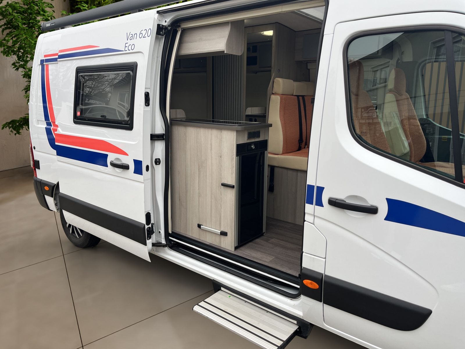 Fahrzeugabbildung Renault Ahorn Ahorn Van 620*2.3 BLUE*Solar*Markise*Alu**