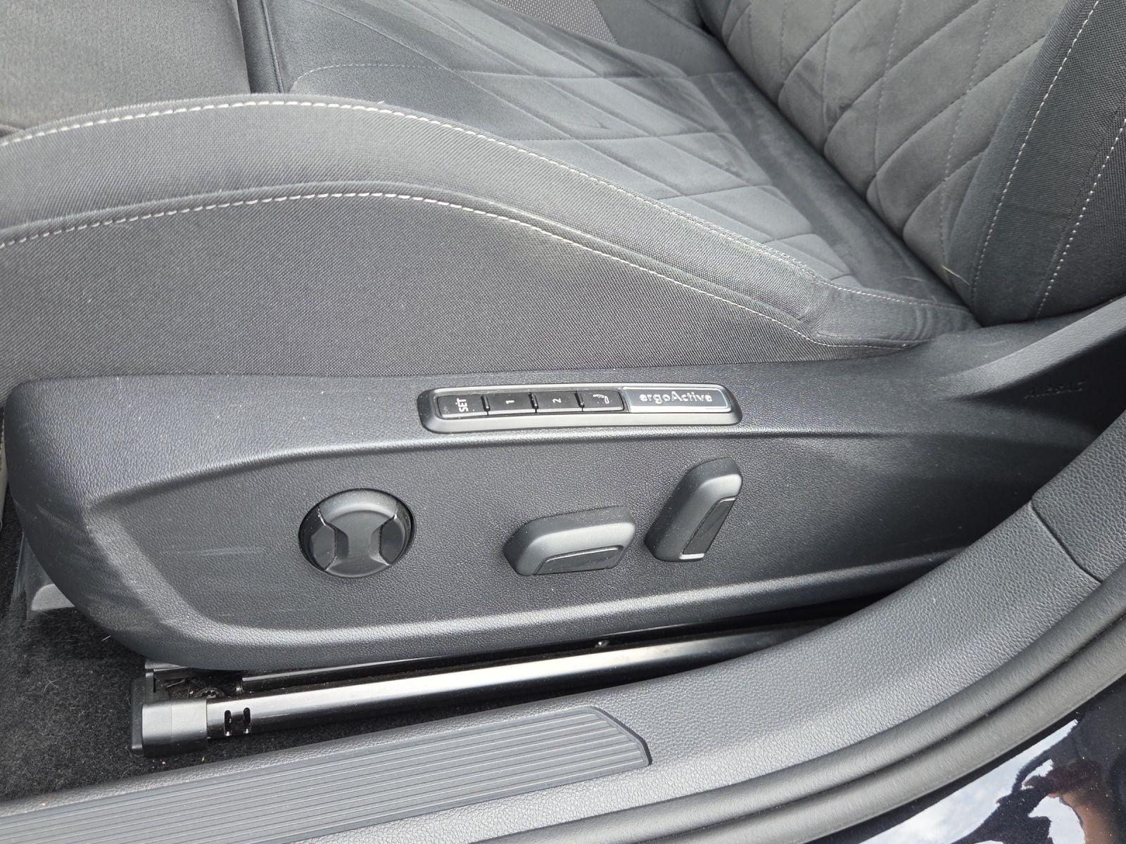 Volkswagen Golf VIII 1.5 eTSI DSG STYLE*NAVI*LED*KAMERA*ACC, миниатюра 21