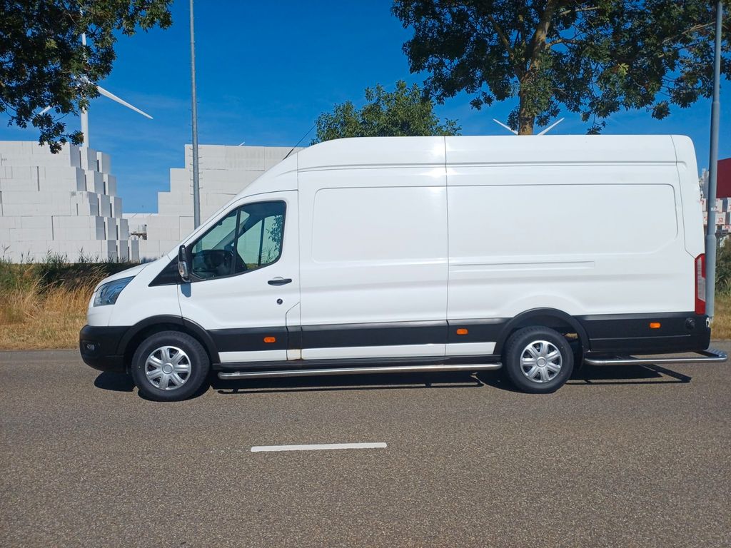 Image of Ford Transit
