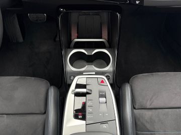 BMW X2 - 8