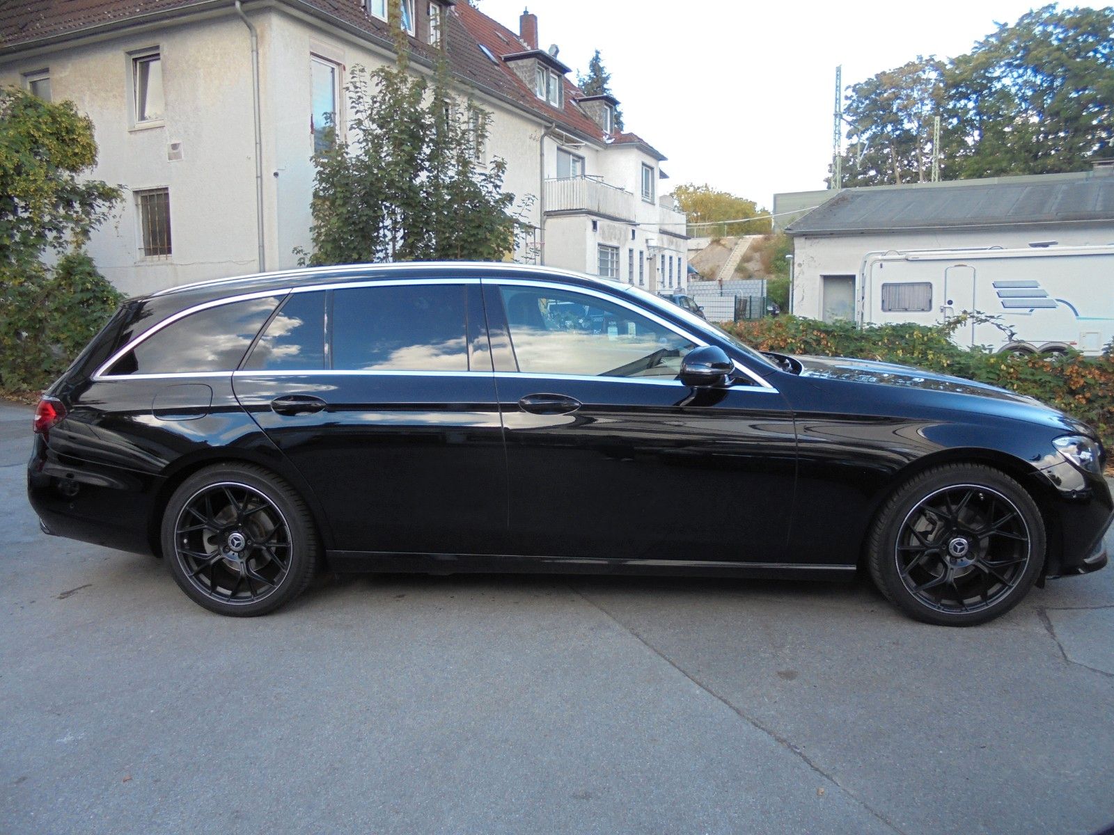 Fahrzeugabbildung Mercedes-Benz E 200 E -Klasse T-Modell E 200 d