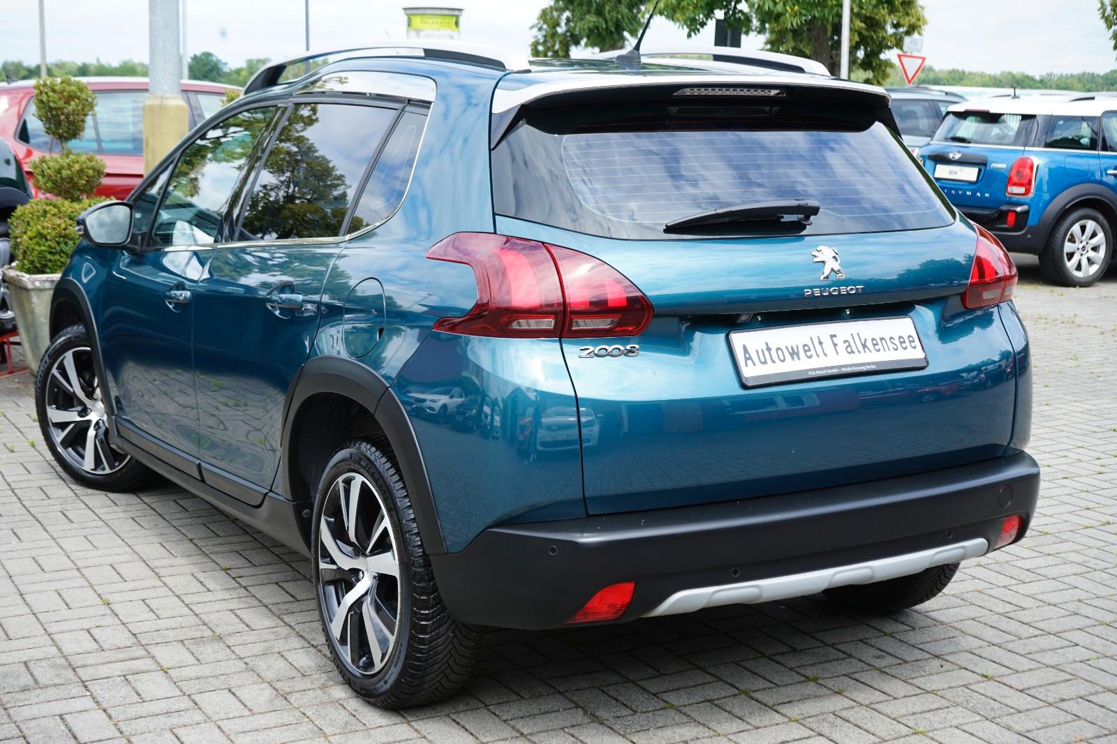 Peugeot 2008 Allure BlueHDi 120 EAT6