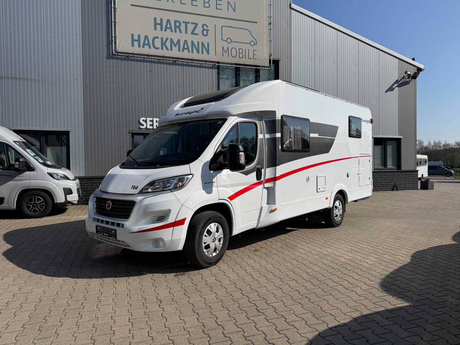 Sunlight T 66 "SOLAR/LITHIUM"