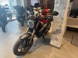 Honda CB650R mit Quickshifter *Service und Reifen neu* - HONDA NAKED BIKE