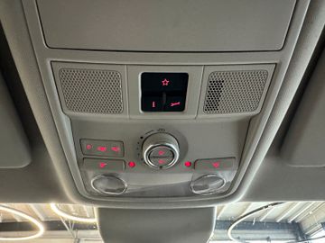 Volkswagen Sharan Highline*AHK*Klima*7-Sitzer*Navi*Bi-Xenon