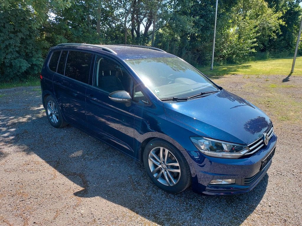 Image of Volkswagen Touran