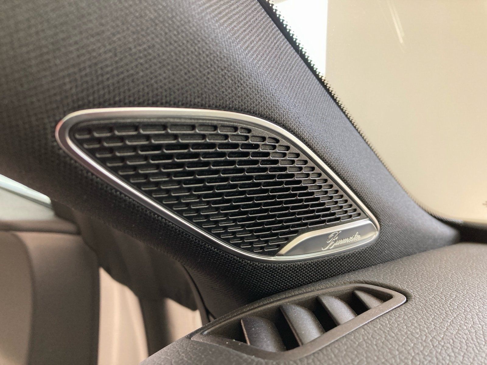 Fahrzeugabbildung Mercedes-Benz CLA 35 AMG 4M*Aero*Pano*HUD*Burm*STDHZG*Dist*360